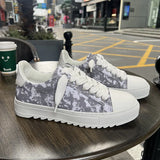 AeroFlex™ Unisex Everyday Sneakers – Lightweight, Breathable & Comfortable