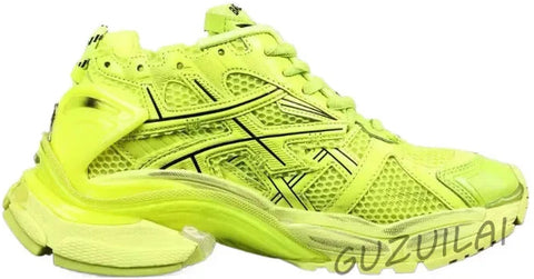 AeroCore™ Unisex Mesh Sneakers